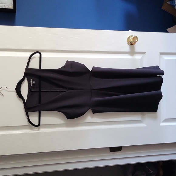 Express Dresses & Skirts - Express Black mini dress, size 6
